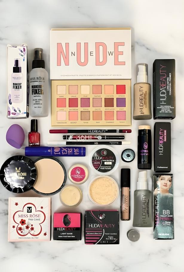 💄 15 in 1 Makeup Deal – Complete Beauty Set (15 Pcs) for Flawless Looks