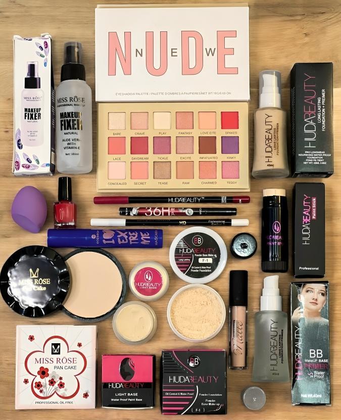 💄 15 in 1 Makeup Deal – Complete Beauty Set (15 Pcs) for Flawless Looks