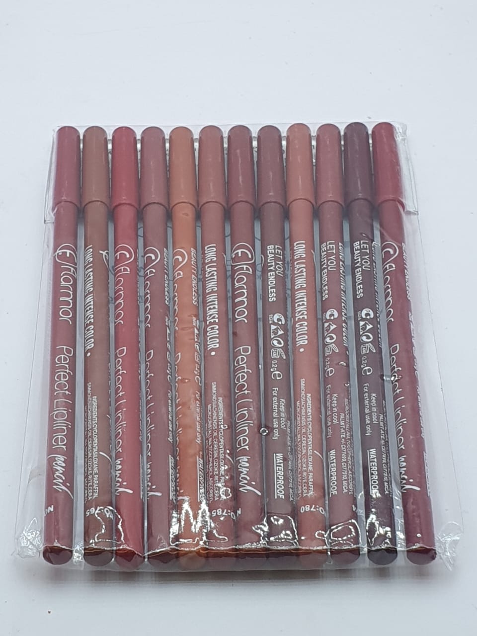 💄 Cosmetic Deal Box – Pack of 24 (Complete Beauty Bundle)