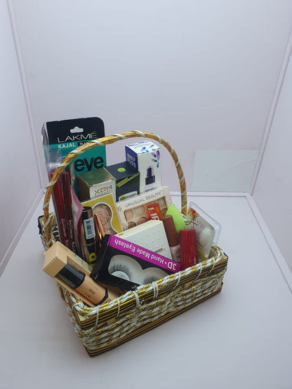 💄 Cosmetic Deal Box – Pack of 24 (Complete Beauty Bundle)