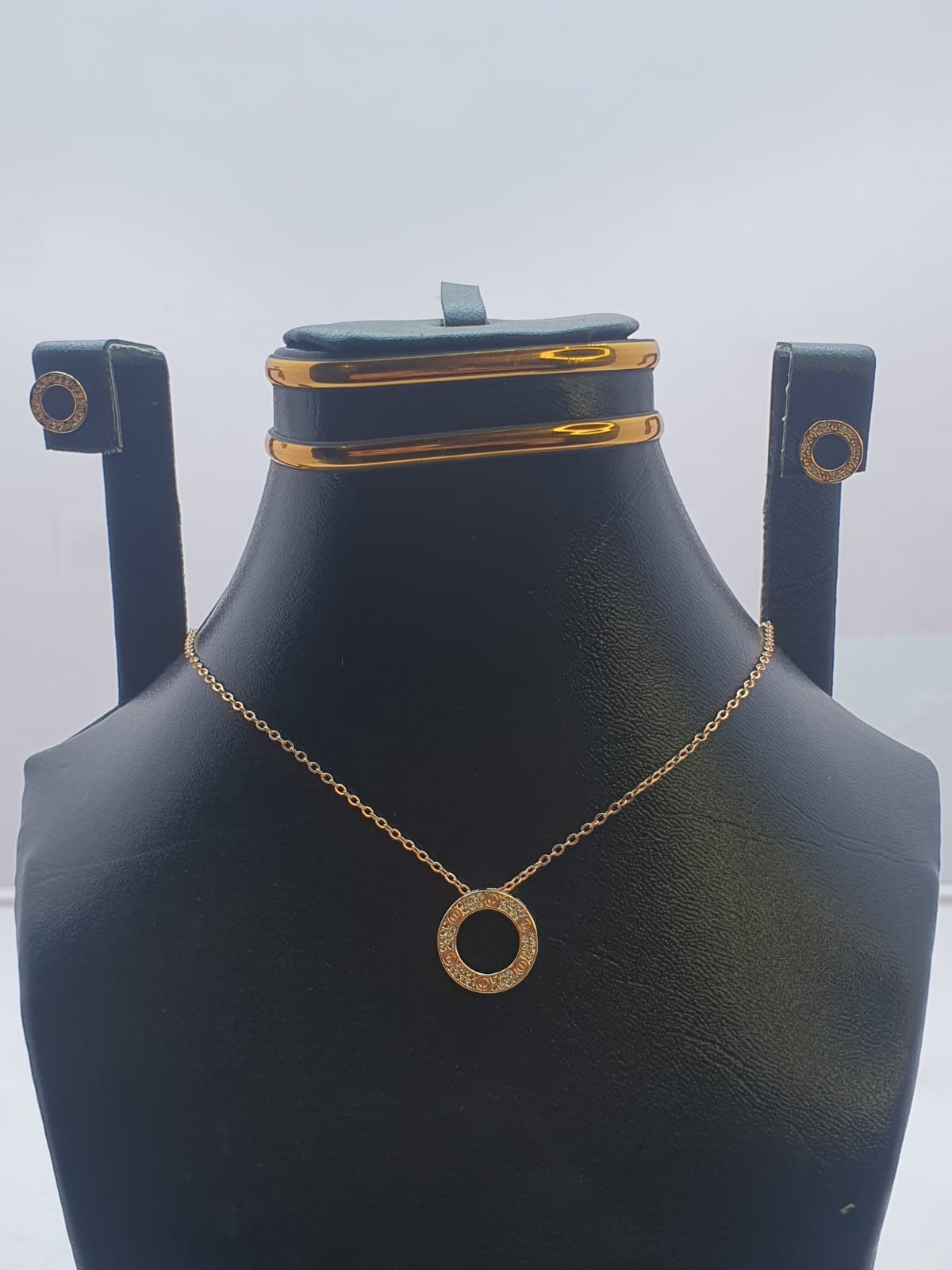 🌙✨ Eid Jewelry Deal – Pack of 7 (For Girls)